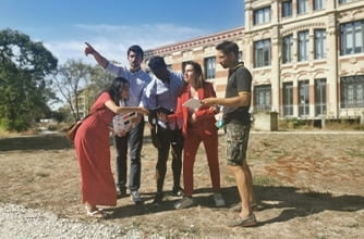 *pres team building